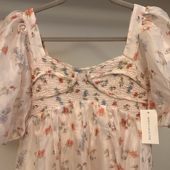 Floral Puff Sleeve Dress NWT, Bump Friendly - Picture 2 of 6